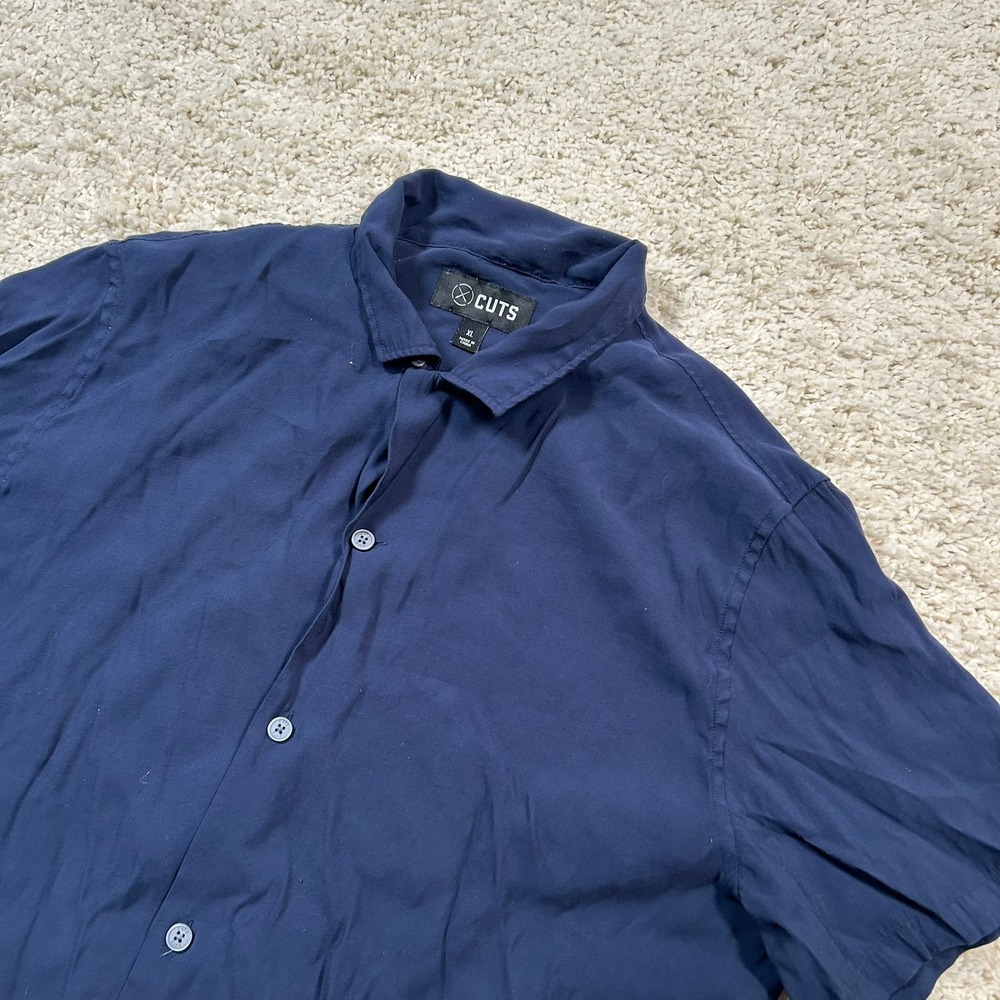 Cuts Hyperloop Shirt XL Navy Blue Short Sleeve Button Up Rayon Blend